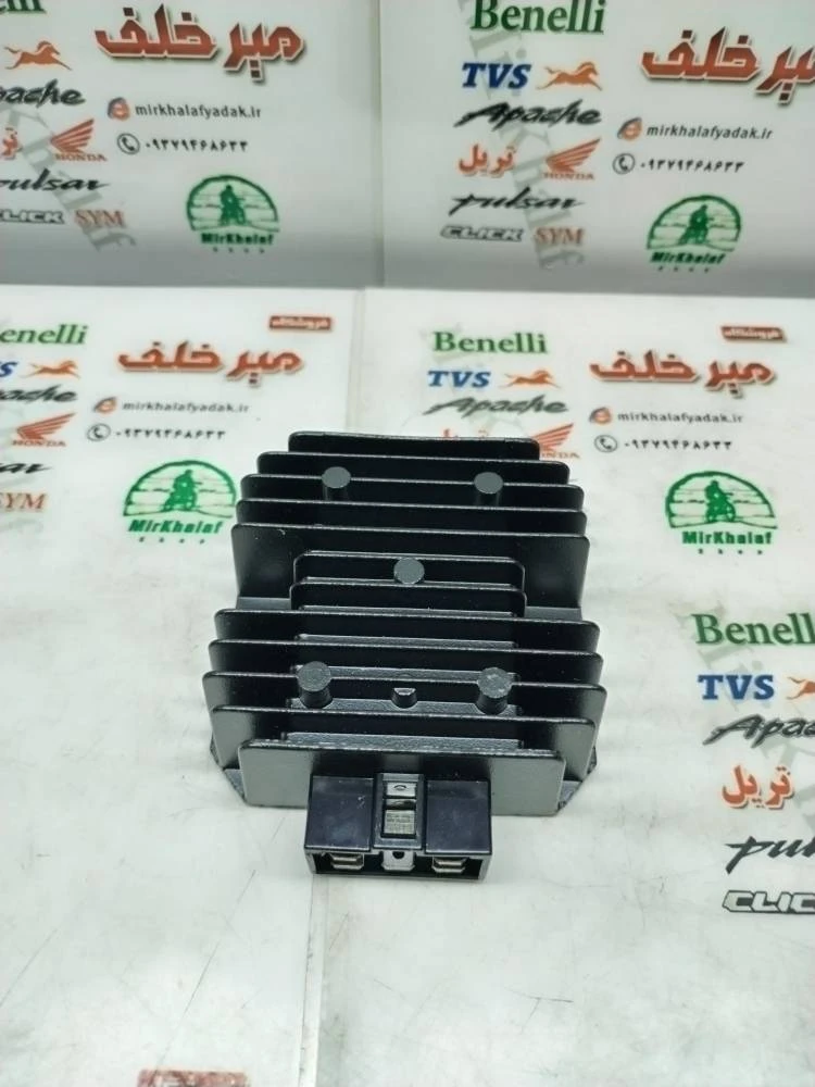 شارژر باطری موتور کلیک و طرح کلیک و یاماها طرح ایروکس nvx (5 سیم فیشی) درجه 1