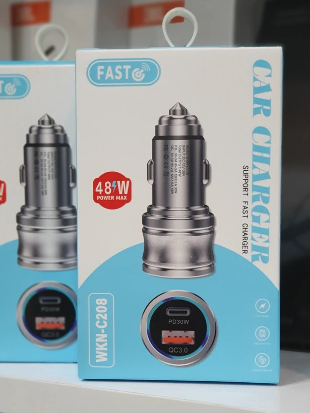 شارژر فندکی مدل WKN-C208 شارژ سریع