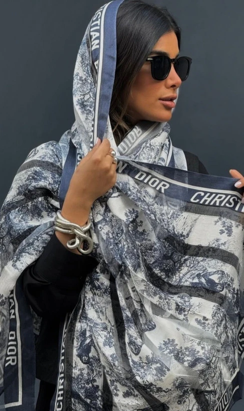 شال اورجینال ابریشم برند CHIRISTIAN DIOR