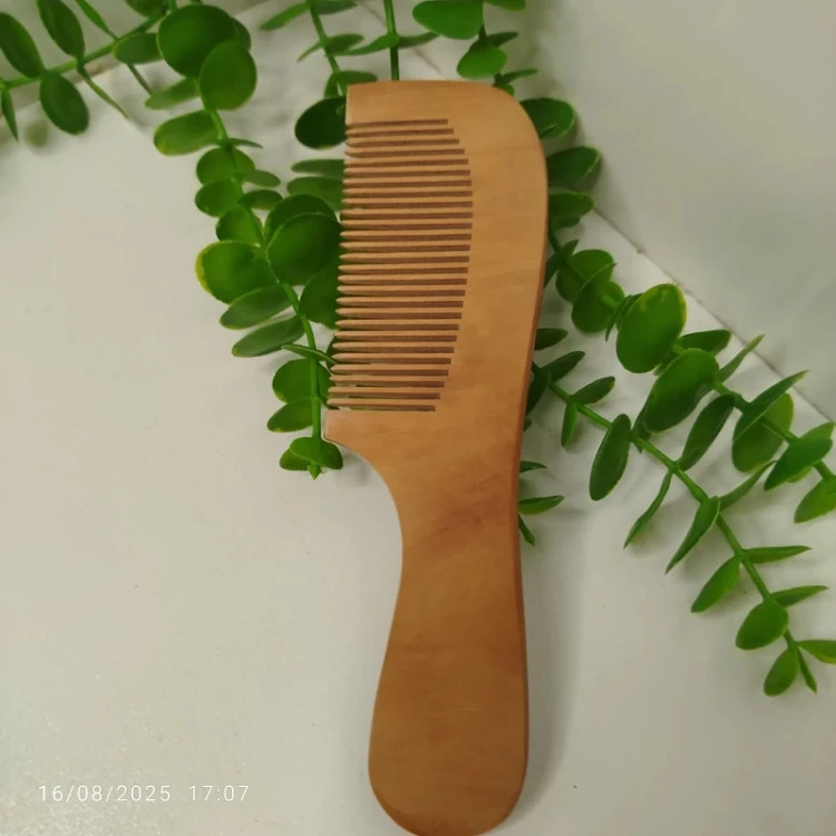 شانه چوبی دسته دار