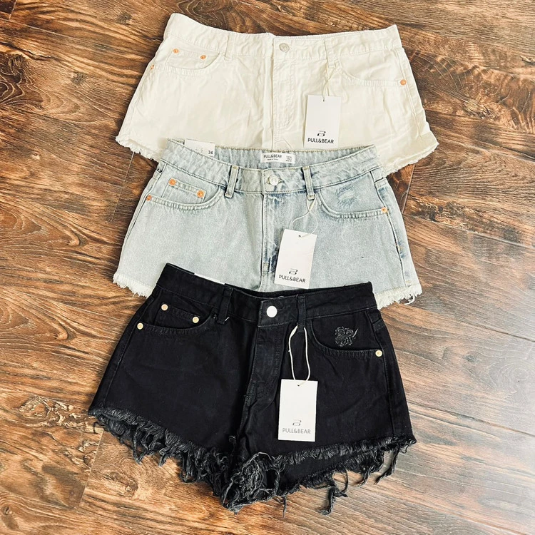 شلوارک کتان سفید شیری کوتاه PULLANDBEAR
