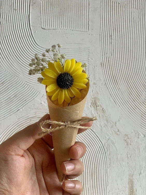 شمع گیفت بابونه