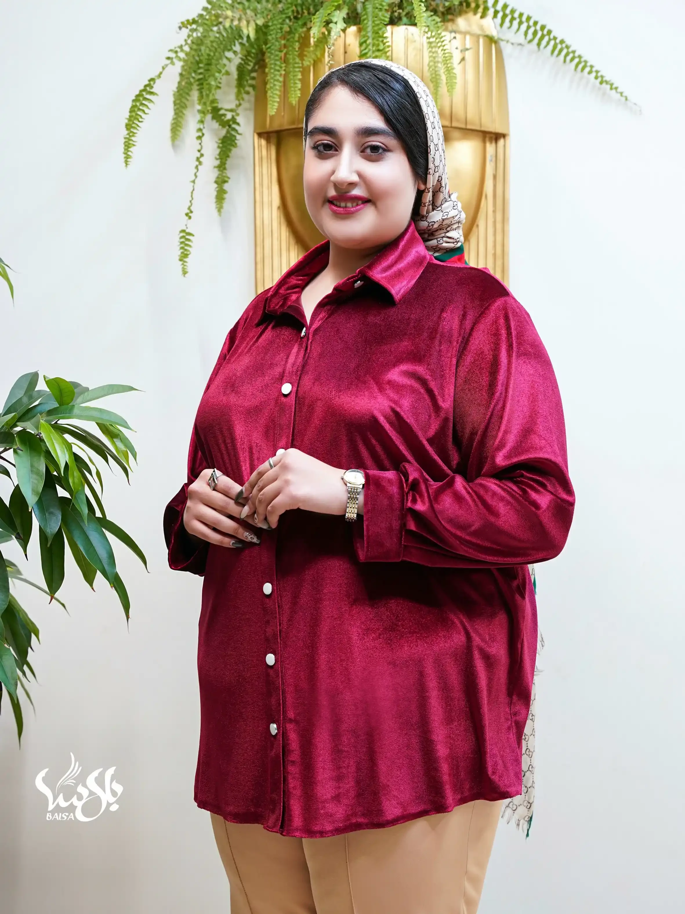 شومیز سایزبزرگ مخمل دکمه دار
