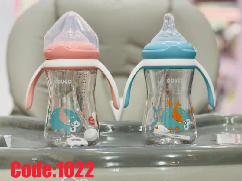 شیشه شیر رووکو 240 میل 6+ پیرکس نی دار دسته دار rovco rk.n1022