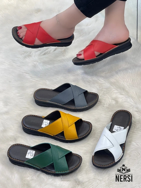 صندل چرم طبیعی همراز