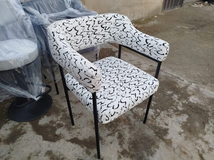 صندلی نهار خوری جوکر