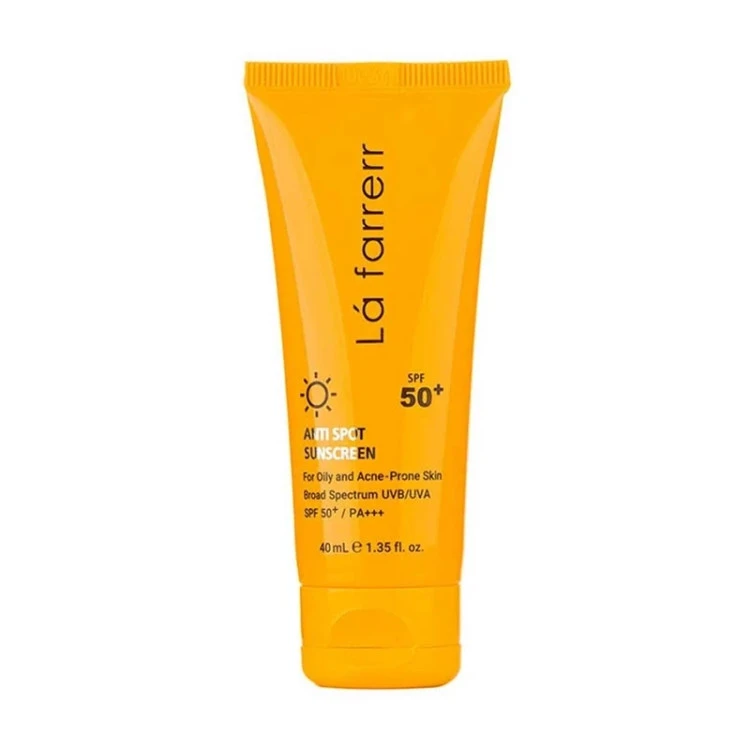 ضد آفتاب لافارر پوست چرب و خشک بی رنگ spf50