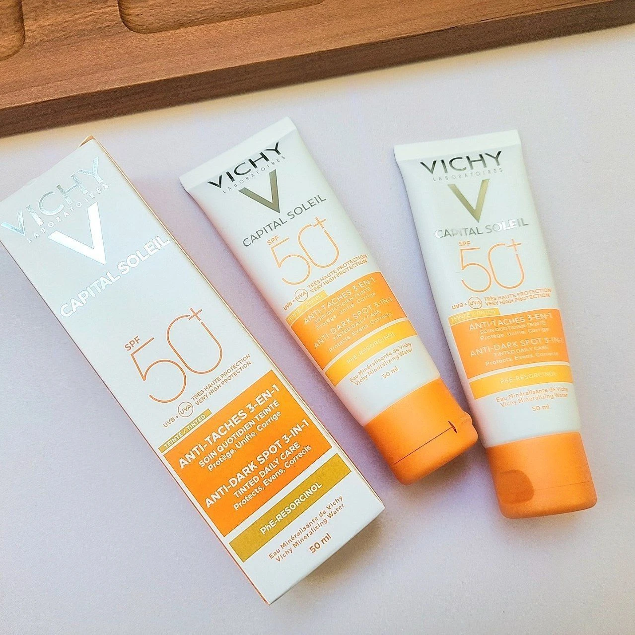 ضد آفتاب ویشی VICHY