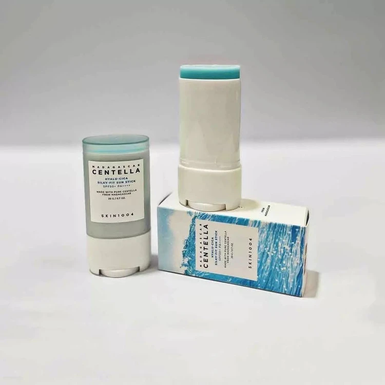 ضدآفتاب استیکی سنتلا آبرسان و تسکین دهنده هیالو سیکا اسکین 1004 SKIN1004 Hyalu Cica Silky Fit Sun Stick 20g