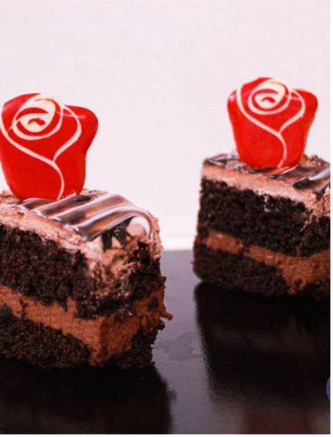 طلق شکلات گل رز غنچه