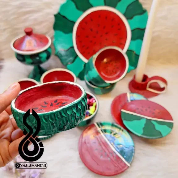 ظروف سفالی یلدایی