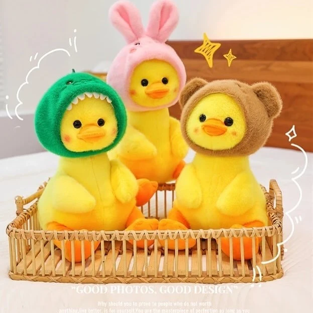 عروسک جوجه کلاه دار