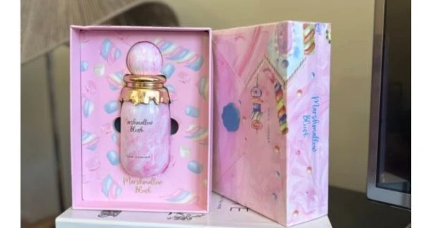 عطر ادوپرفیوم زنانه مارشمالو بلاش پاریس کرنر حجم ۱۰۰ میلی لیتر