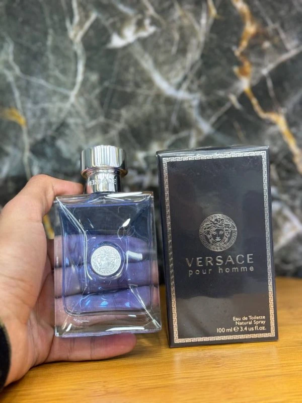 عطر ادوپرفیوم مردانه ورساچه پورهوم حجم ۱۰۰ میل خنک و شیرین