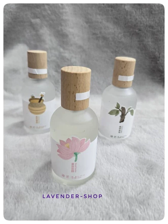 عطر بیکینی زنانه – سه رایحه اغواگر (عسل، گل نیلوفر، چوبی گیاهی)