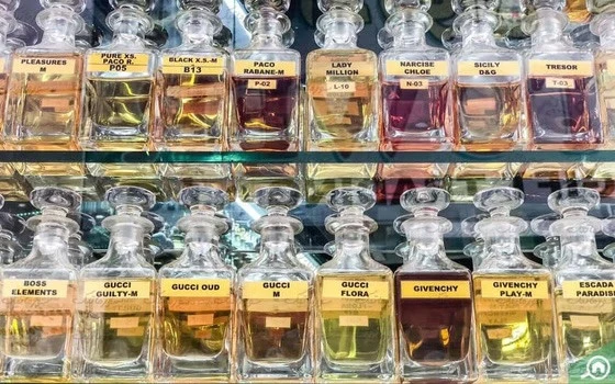 عطر گرمی لوزی فرانسه ماندگاری بالا در رایحه های مختلف 10 گرمی