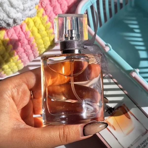 عطر ۲۵ میل VEKING COLO رایحه لانکوم لاویه اِ بل
