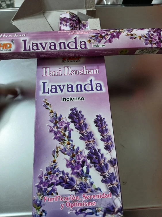 عود اسطوخودوس