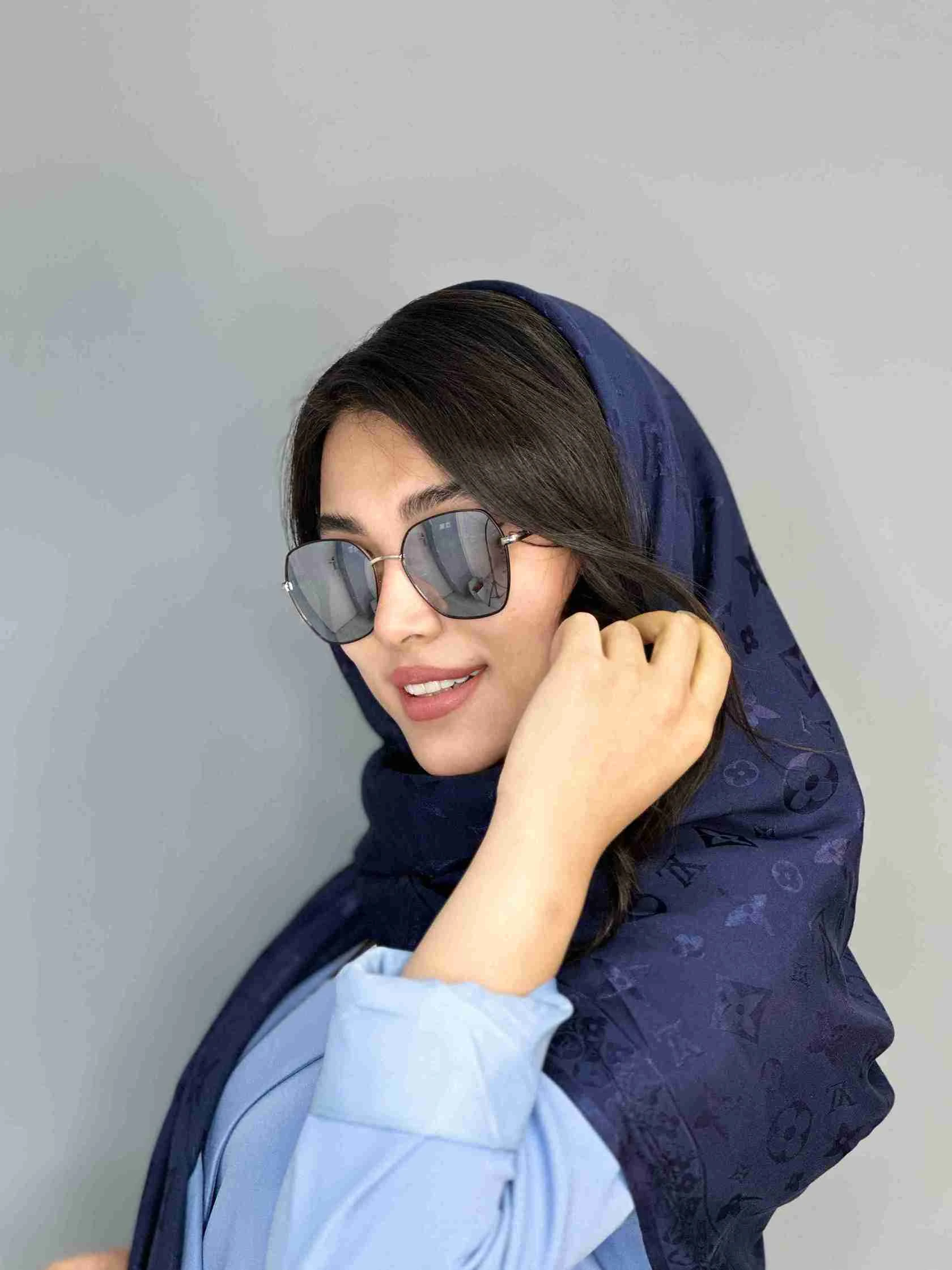 عينك افتابي bolon چنل سيلور زنانه چندضلعي يووي ٤٠٠ پلاريزه