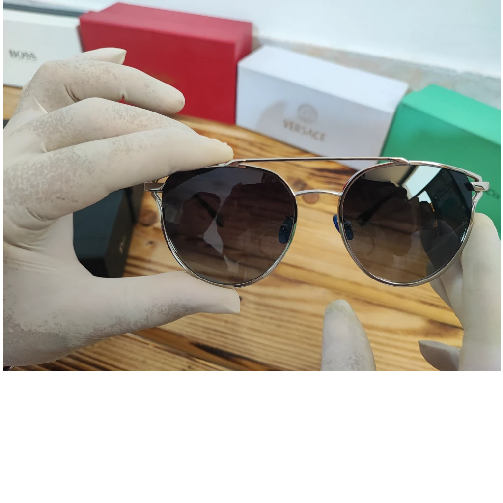 عینک آفتابی Dior نقره‌ای