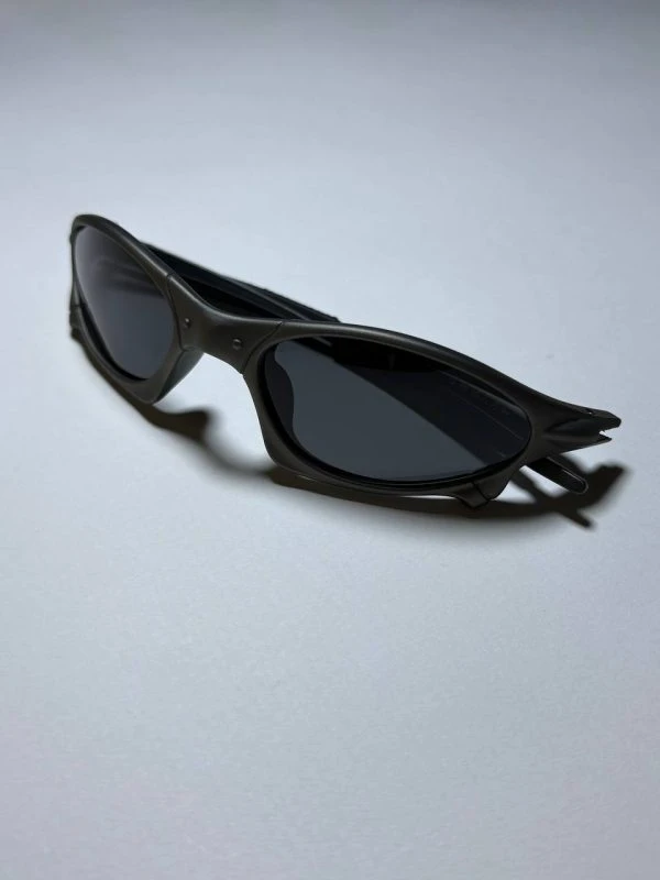 عینک آفتابی Oakley