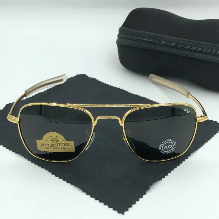 عینک آفتابی خلبانی برند American Optical) AO) رنگ فریم طلایی