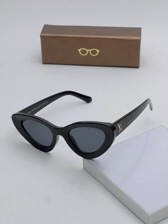 عینک آفتابی زنانه برند لویی ویتون کد ۲۳۰۰۴