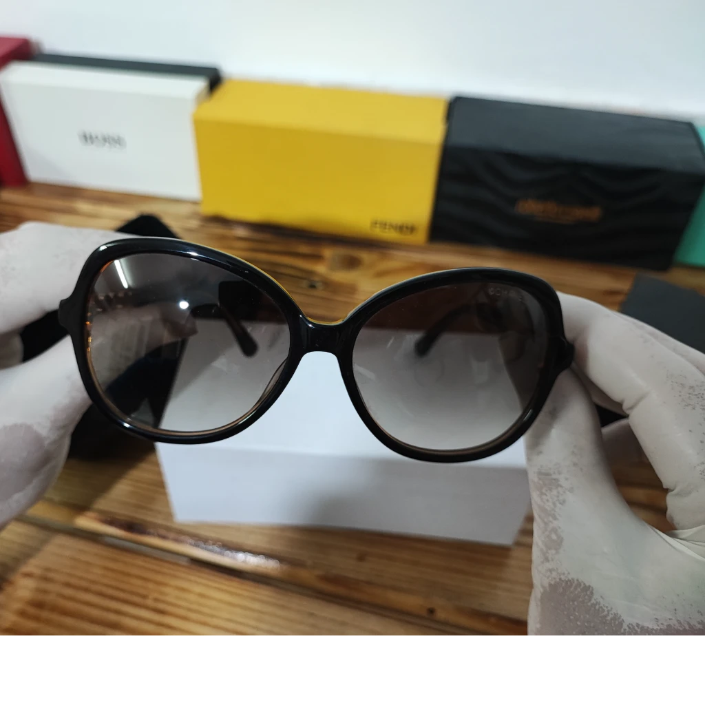 عینک افتابی اورجینال شانل   chanel