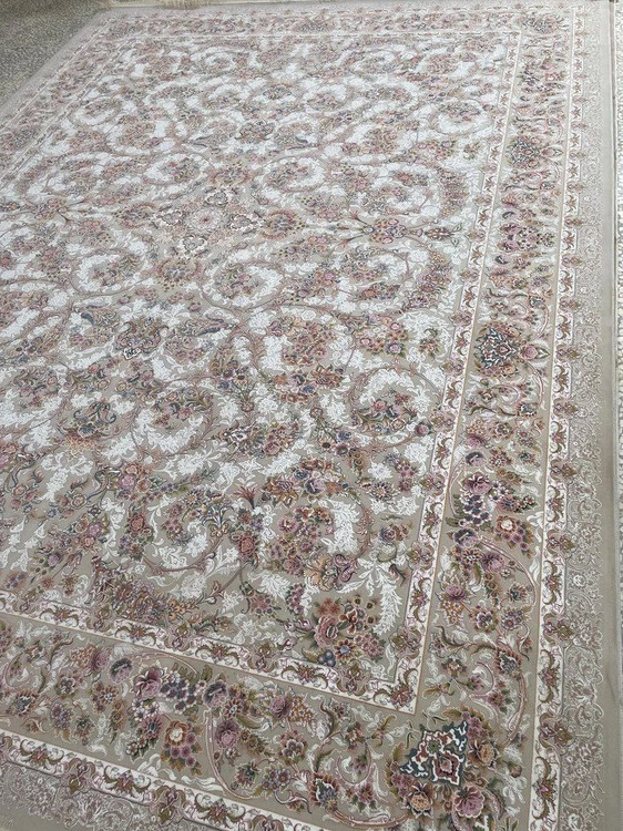 فرش ۶ متری ۱۲۰۰ شانه گل سلیمان طرح گریدل نقره‌ای