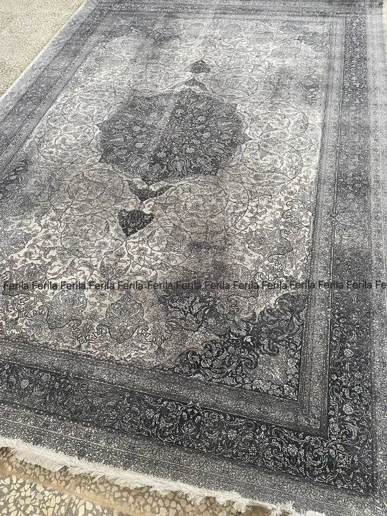 فرش ۹ متری ۱۲۰۰ شانه برجسته هرمان