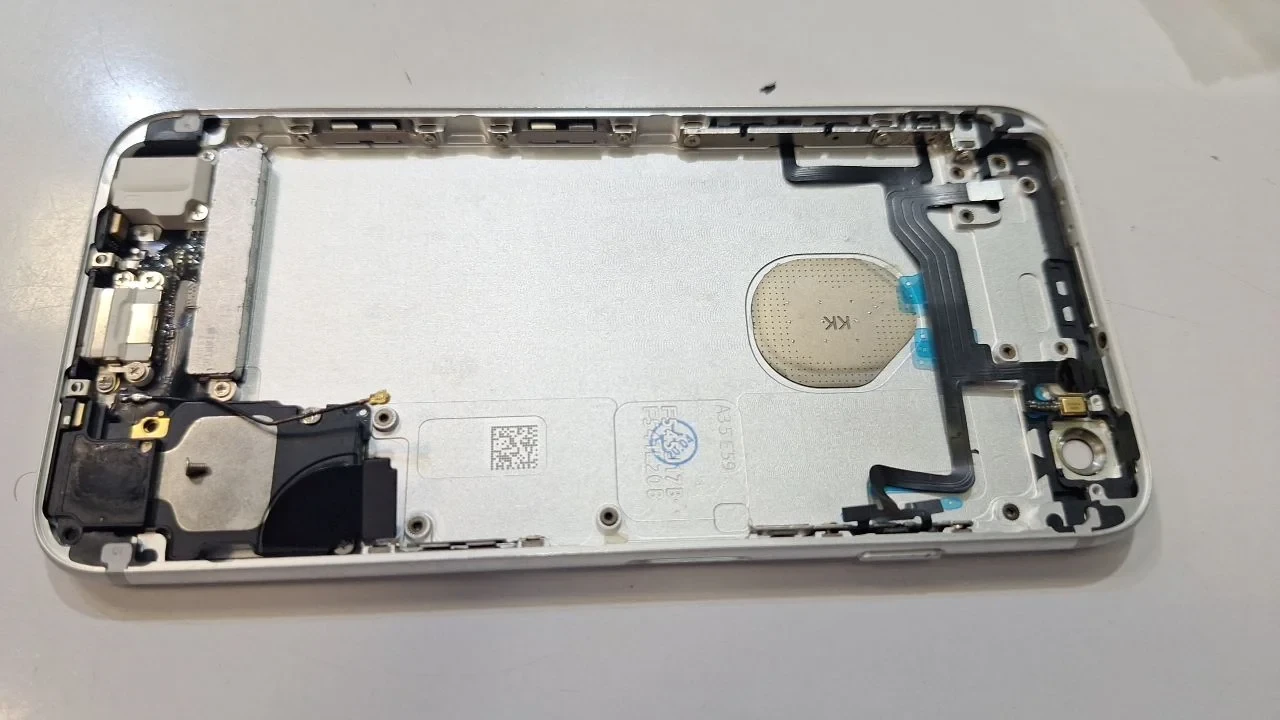 فرم دور کامل آیفون iPhone 6
