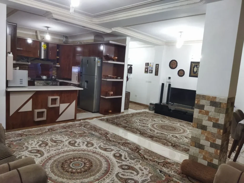 فروش آپارتمان 2 خوابه تکواحدی صدرا فاز 1