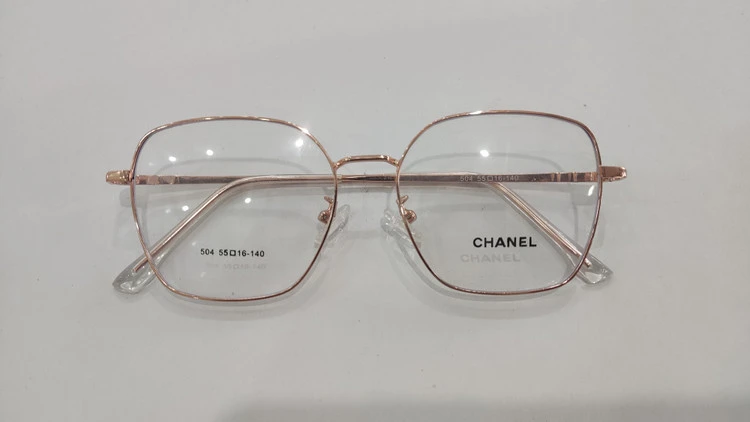 فریم طبی فلزی تیتانیومی برند CHANEL (شنل) رنگ طلایی