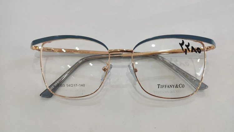 فریم طبی فلزی زنونه برند Tiffany&Co (تیفانی کو) رنگ طلایی و آبی فیروزه‌ای