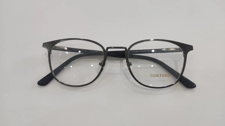 فریم طبی فلزی گرد برند TOM FORD (تام فورد) رنگ مشکی مات