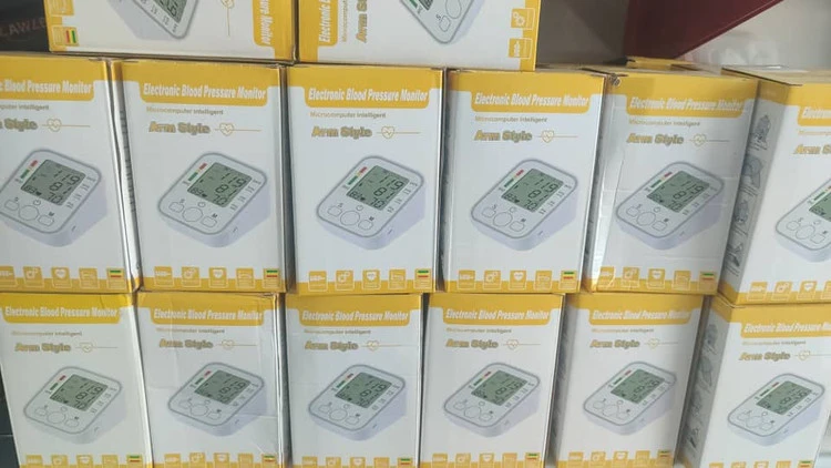 فشارسنج باکیفیت arm stail