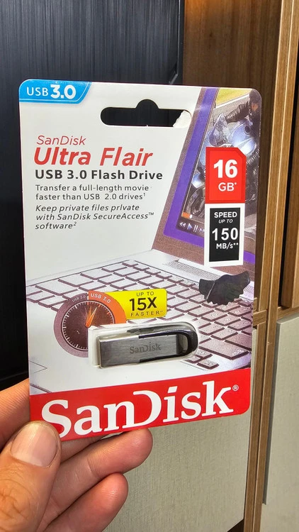 فلش مموری سن دیسک Ultra Flair CZ73 USB 3 ظرفیت 16 گیگابایت