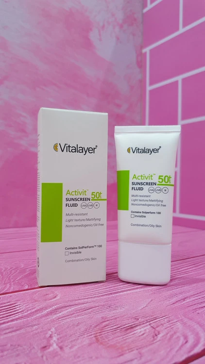 فلوئید ضد آفتاب SPF50 پوست چرب اکتی ویت ویتالیر