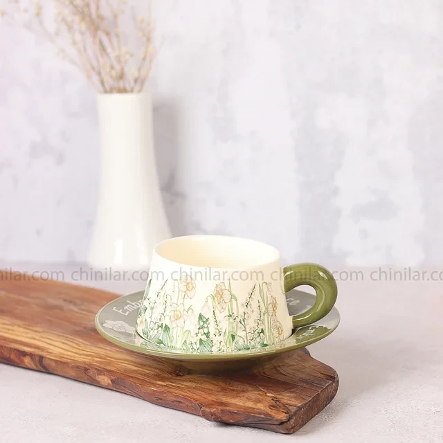 فنجان و نعلبکی چای خوری طرح باغچه تکی