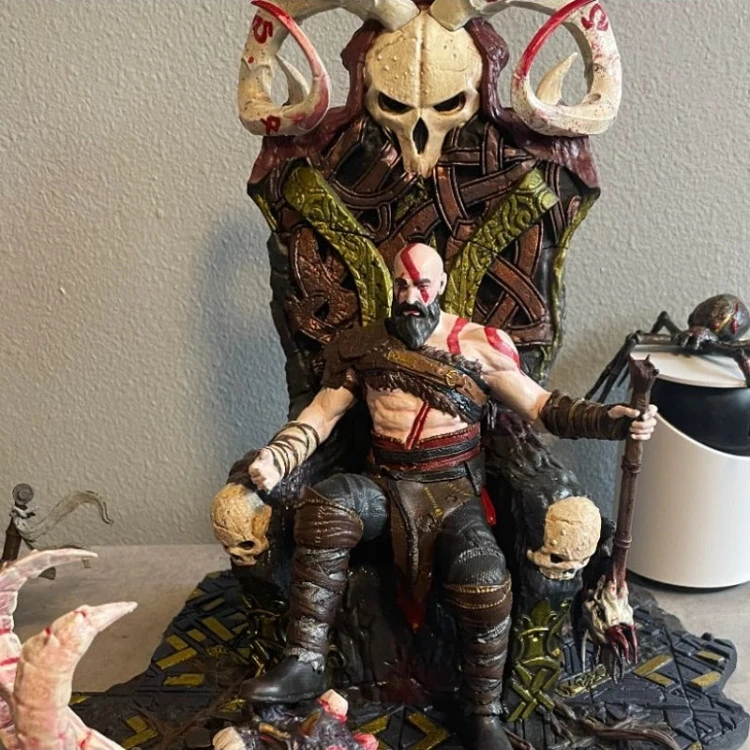 فیگور Kratos Sitting on Throne