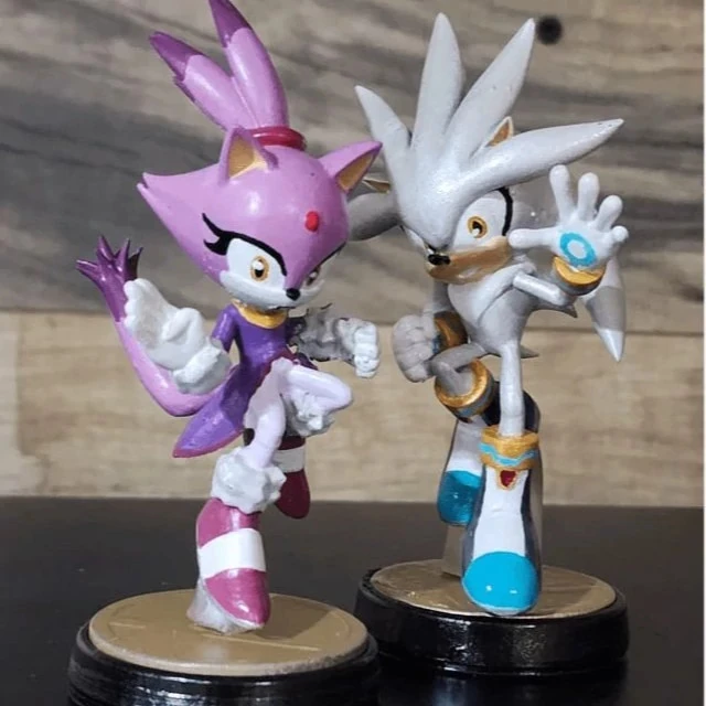 فیگورهای Silver and Blaze Amiibo