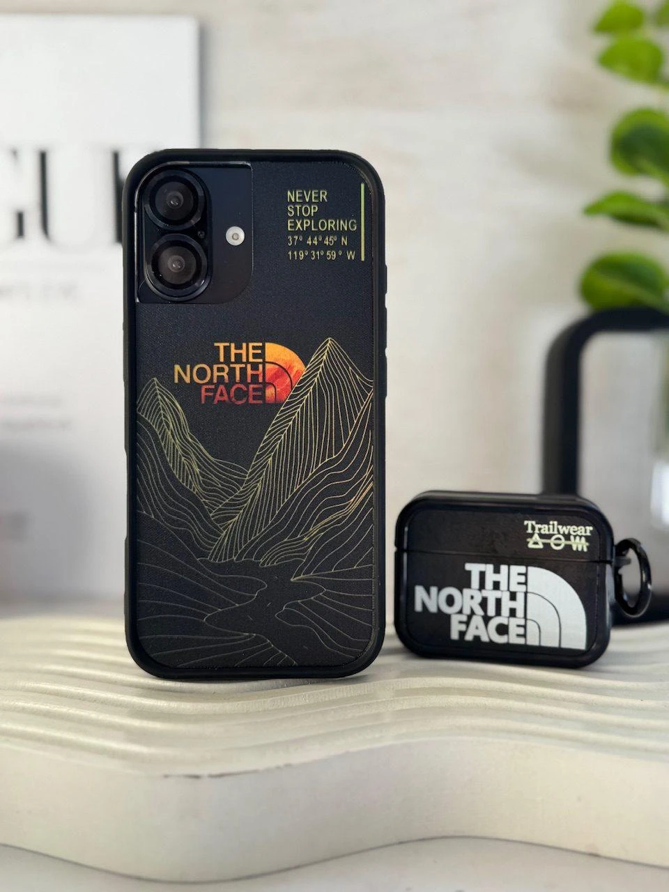 قاب North Face گلدن ادیشن (کدC1964)