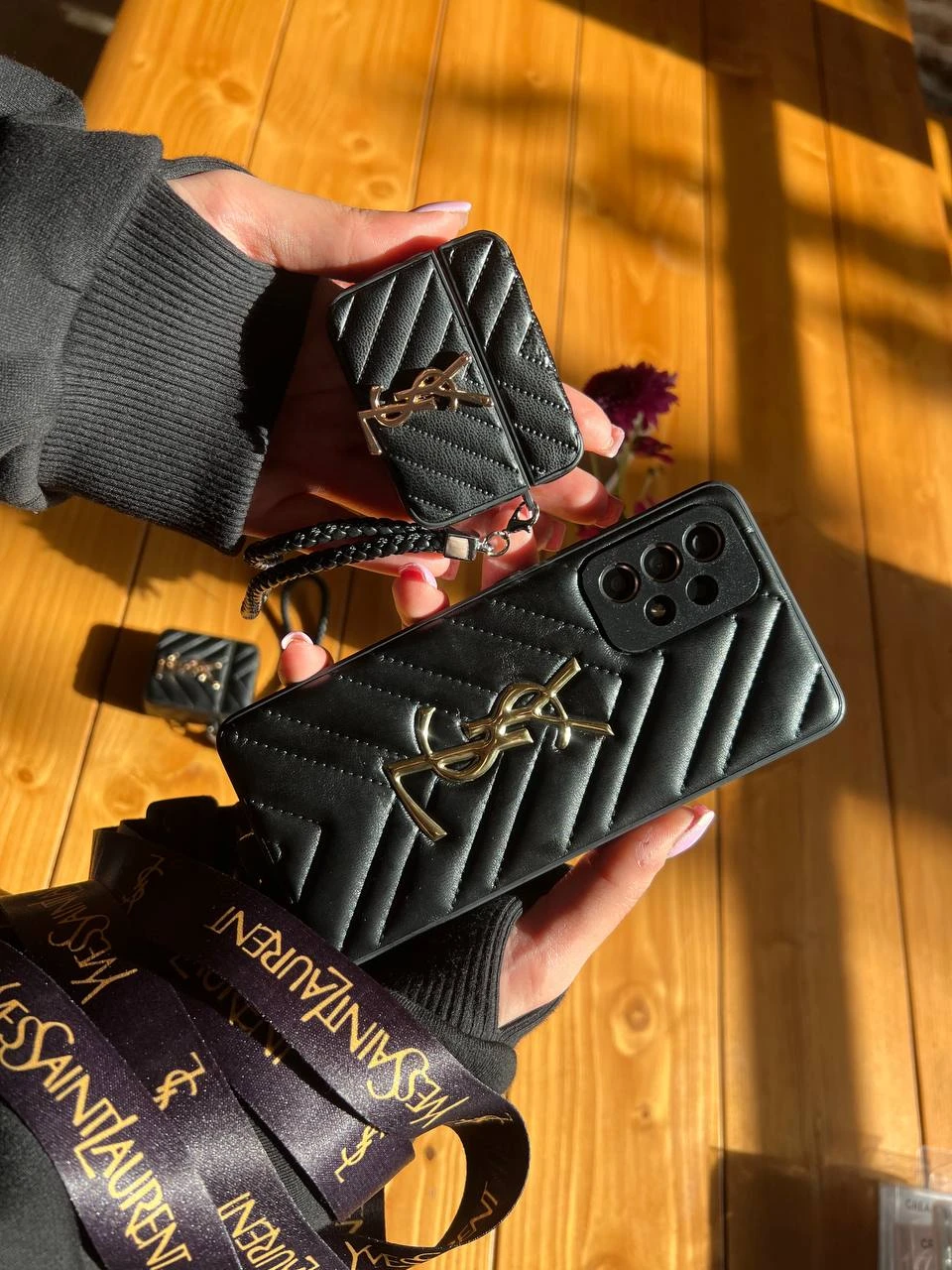 قاب YSL چرمی پافری بدون بند کد C3566