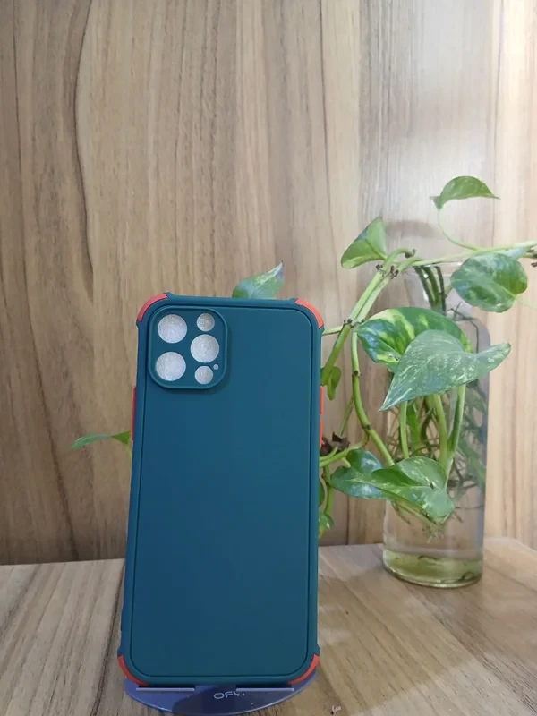 قاب ایربگ دار سبز iphone 12pro