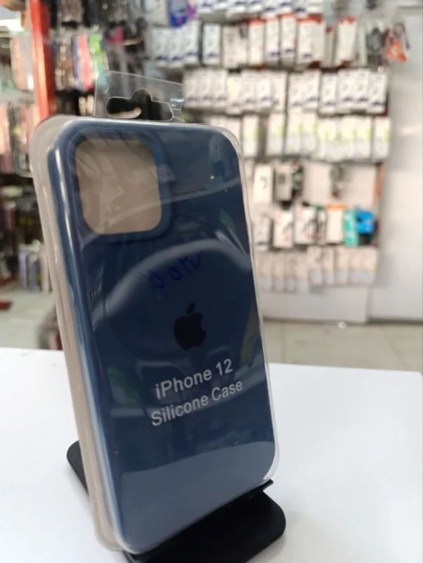 قاب سلیکون اورجینال آبی iPhone 12
