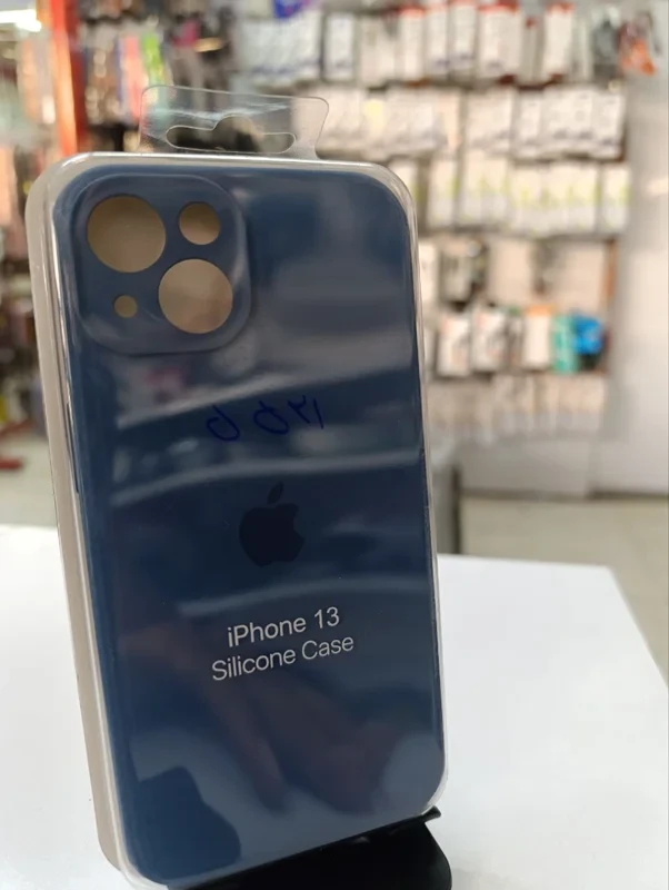 قاب سلیکون اورجینال آبی iPhone 13