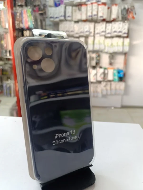 قاب سلیکون اورجینال سرمه ای iPhone 13