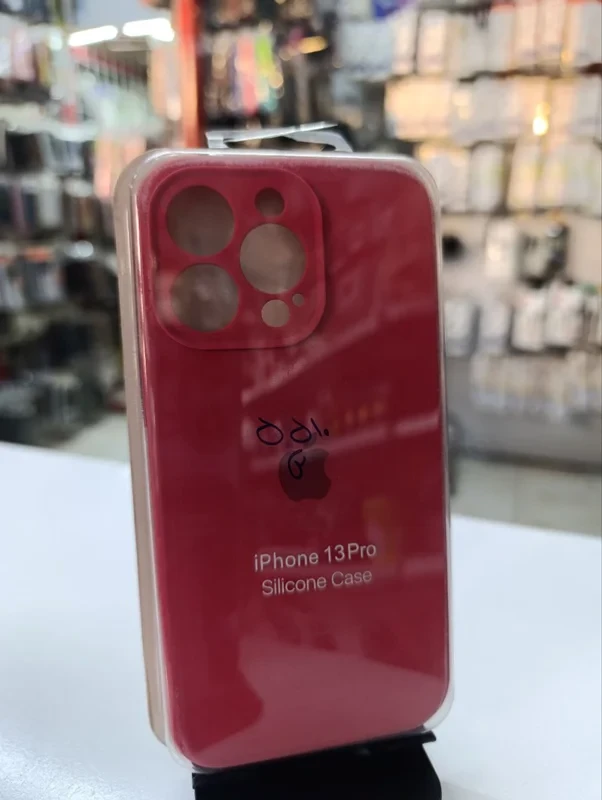 قاب سلیکون اورجینال قرمز iPhone 13 pro