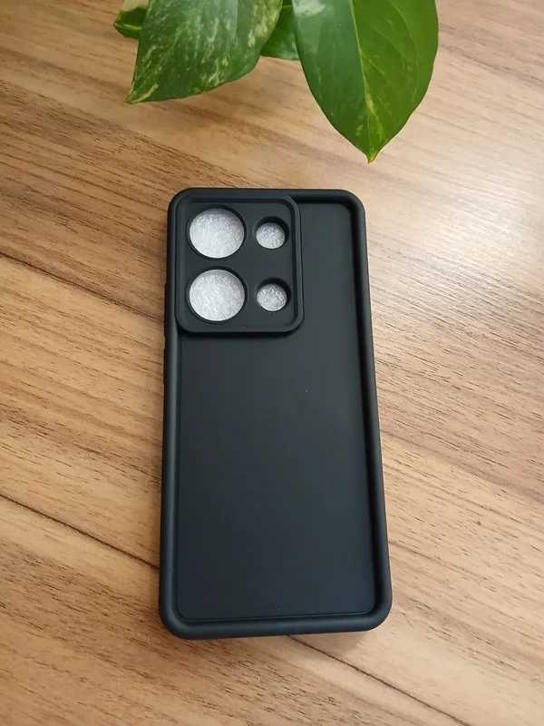 قاب سولید محافظ لنز دار مشکی xiaomi poco m6 pro 4g
