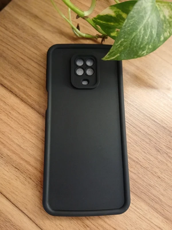 قاب سولید محافظ لنز دار مشکی xiaomi redmi note 9 pro